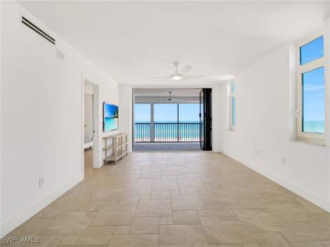 9415 Gulf Shore Dr 102, Naples FL - photo 12 of 43