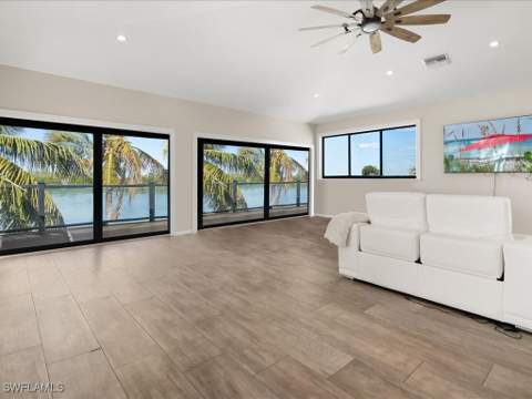 232 Harbor Pl N, Goodland FL - photo 6 of 24