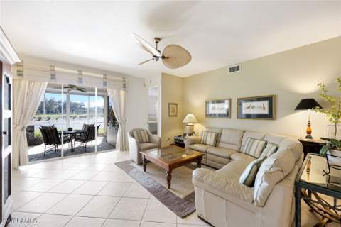 610 Laguna Royale Blvd 1001, Naples FL - photo 7 of 30
