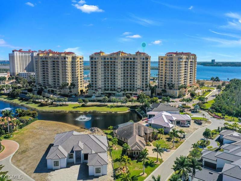 3 bedroom Condominium at 6061 Silver King Blvd 106, Tarpon Landings, Cape Coral — photo 3