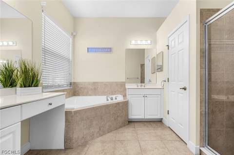 3811 Lakeview Isle Ct, Fort Myers FL - photo 21 of 42