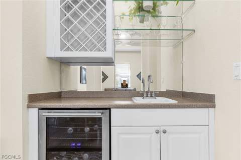 3811 Lakeview Isle Ct, Fort Myers FL - photo 8 of 42