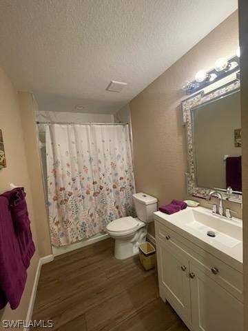 3421 Jeffcott St, Fort Myers FL - photo 9 of 11