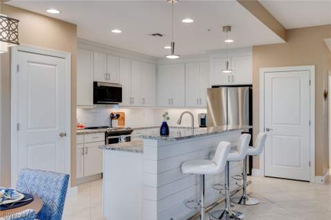 15184 Butler Lake Dr 101, Naples FL - photo 9 of 38