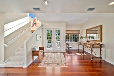 5810 Pine Tree Dr, Sanibel FL - photo 6 of 47