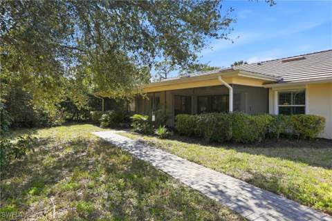 142 Old Tamiami Trl, Naples FL - photo 7 of 48