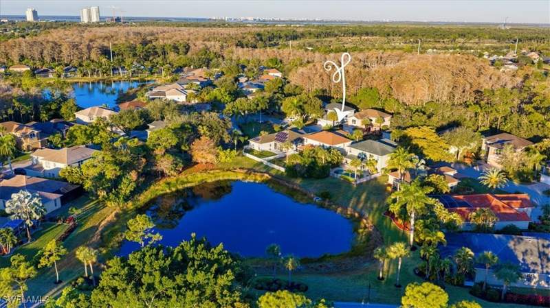 5 bedroom SingleFamilyResidence at 22855 Forest Ridge Dr, Marsh Landing, Estero — photo 2