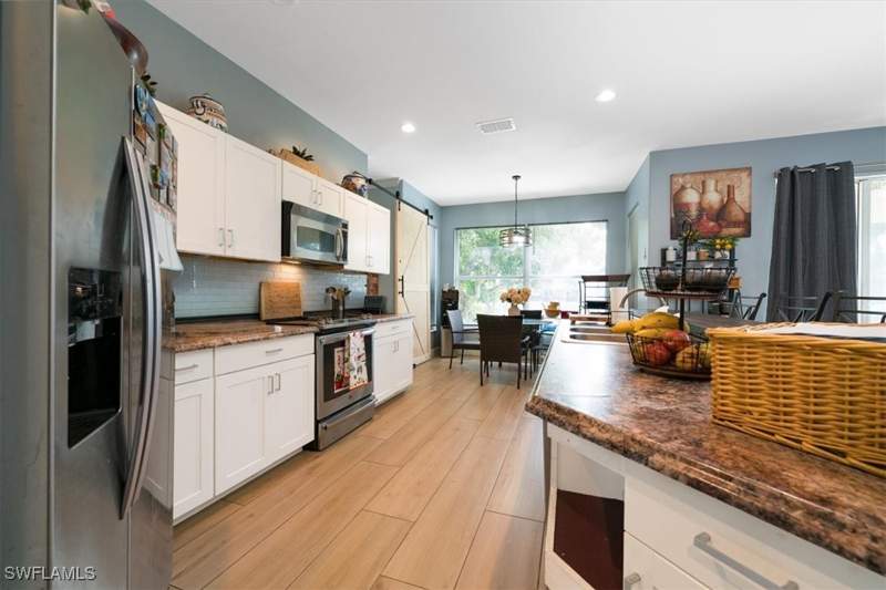 5 bedroom SingleFamilyResidence at 22855 Forest Ridge Dr, Marsh Landing, Estero — photo 4