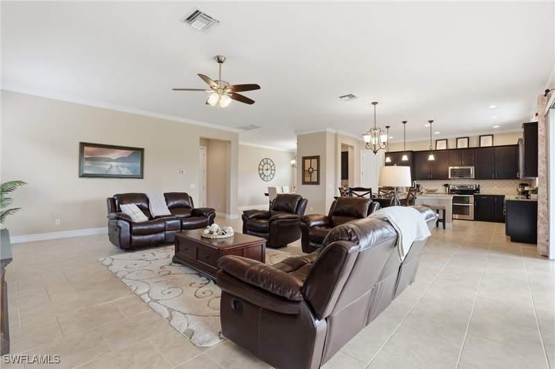 4 bedroom SingleFamilyResidence at 4609 Abaca Cir, Raffia Preserve, Naples — photo 5