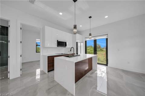 711 Roma Ave S, Lehigh Acres FL - photo 6 of 38