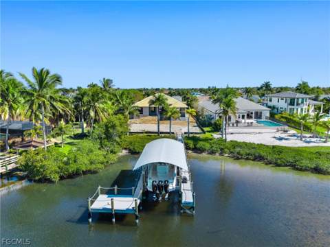 6901 Deep Lagoon Ln, Fort Myers FL - photo 6 of 28