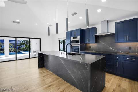 10771 6th St, Naples FL - photo 11 of 39