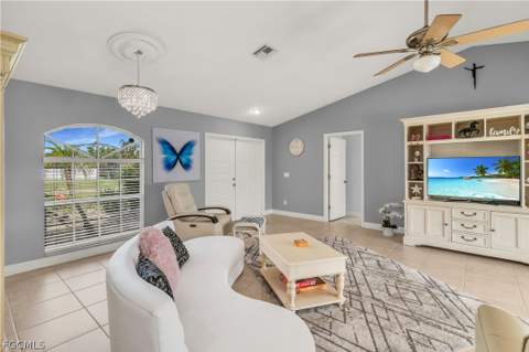 310 SE 47th St, Cape Coral FL - photo 10 of 26