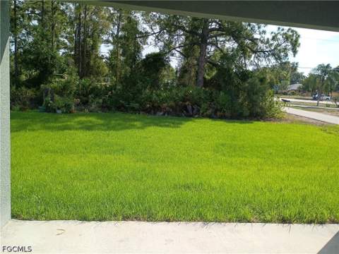 5102 Lee Cir S, Lehigh Acres FL - photo 6 of 6
