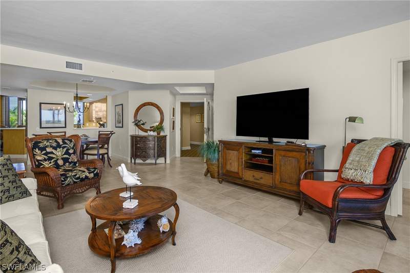 2 bedroom Condominium at 7225 Pelican Bay Blvd 402, Coronado, Naples — photo 4