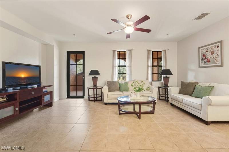 3 bedroom Condominium at 9144 Delano St 9504, Ole, Naples — photo 5