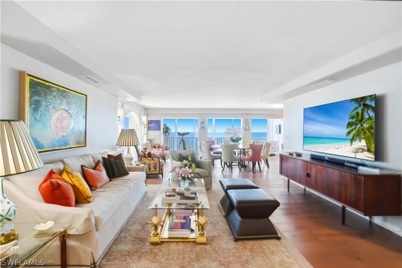 3 bedroom Condominium at 3003 Gulf Shore Blvd N 701, Martinique Club, Naples — photo 2