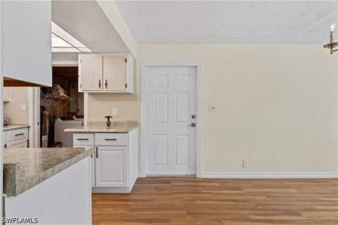 579 13th St N, Naples FL - photo 11 of 38