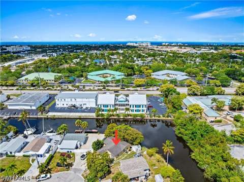 579 13th St N, Naples FL - photo 19 of 38