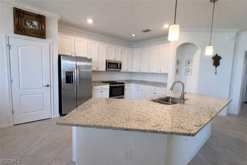 4 bedroom SingleFamilyResidence at 14745 Cantabria Dr, Portico, Fort Myers — photo 5