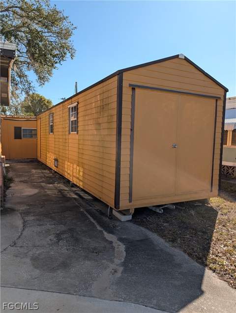 807 Holly Berry Ct, North Fort Myers FL - photo 23 of 48