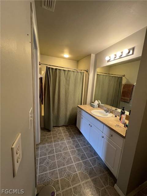 3446 NE 10th Ave, Cape Coral FL - photo 18 of 22