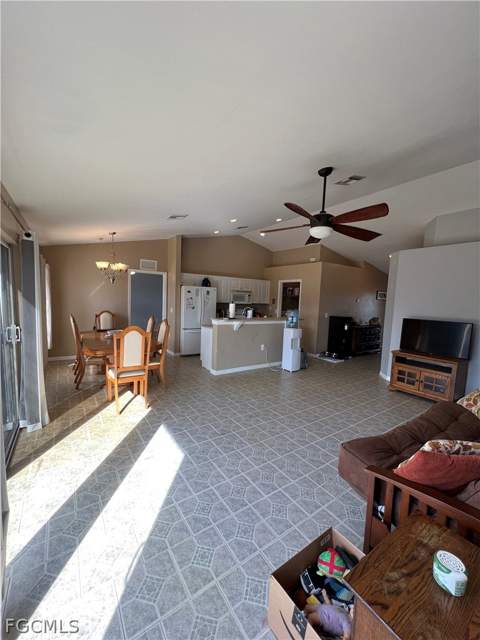 3446 NE 10th Ave, Cape Coral FL - photo 9 of 22