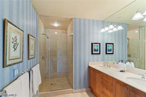 4501 Gulf Shore Blvd N 405, Naples FL - photo 16 of 35