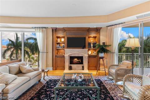 4501 Gulf Shore Blvd N 405, Naples FL - photo 6 of 35
