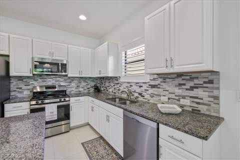 11508 Grey Egret Cir, Fort Myers FL - photo 17 of 39