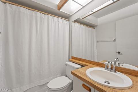 8340 Charter Club Cir 9, Fort Myers FL - photo 20 of 39