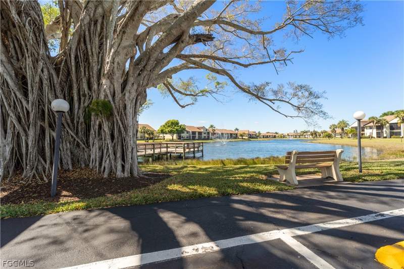 2 bedroom Condominium at 8340 Charter Club Cir 9, Club At Crystal Lake Condominium, Fort Myers — photo 5