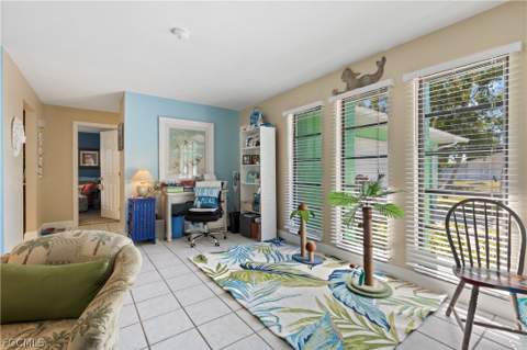 913 SE 26th Ter, Cape Coral FL - photo 15 of 50