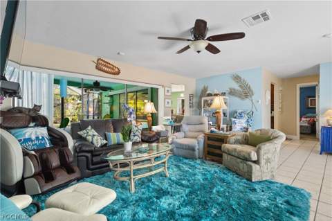 913 SE 26th Ter, Cape Coral FL - photo 17 of 50