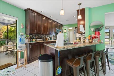 913 SE 26th Ter, Cape Coral FL - photo 21 of 50