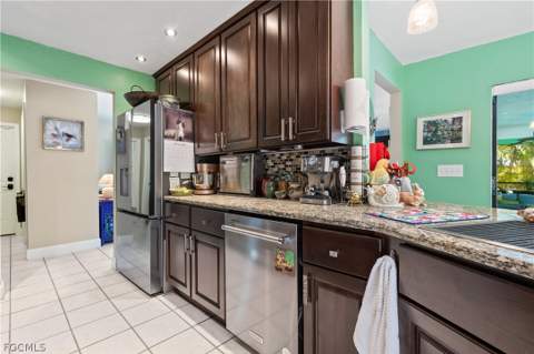 913 SE 26th Ter, Cape Coral FL - photo 22 of 50