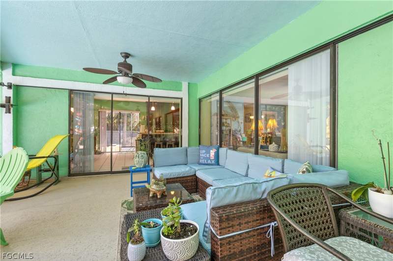 2 bedroom SingleFamilyResidence at 913 SE 26th Ter, Cape Coral, Cape Coral — photo 3