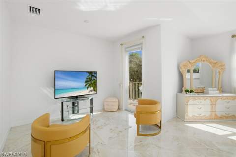 1945 Isla De Palma Cir, Naples FL - photo 21 of 50