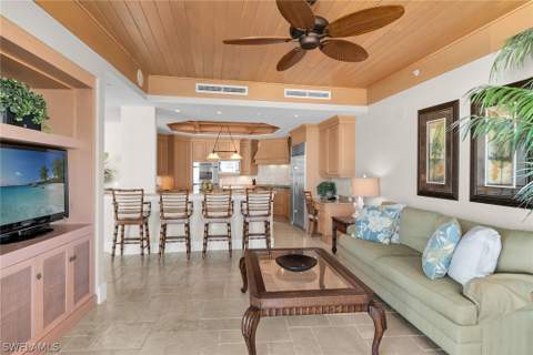 940 Cape Marco Dr 602, Marco Island FL - photo 14 of 50