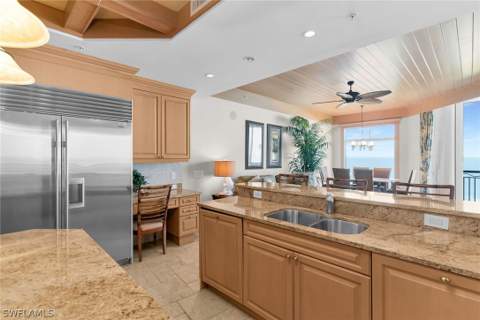 940 Cape Marco Dr 602, Marco Island FL - photo 19 of 50