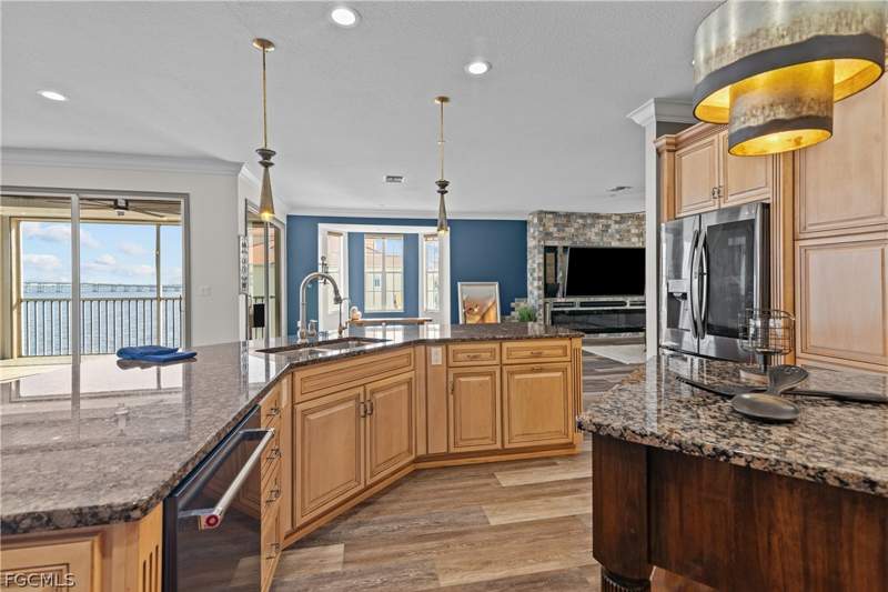 3 bedroom Condominium at 4235 SE 20th Pl A405, Paradise Point, Cape Coral — photo 5