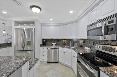 5 Bluebill Ave 812, Naples FL - photo 6 of 32