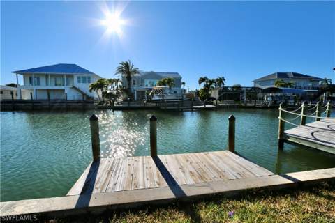 22 Bayview Blvd, Fort Myers Beach FL - photo 10 of 23