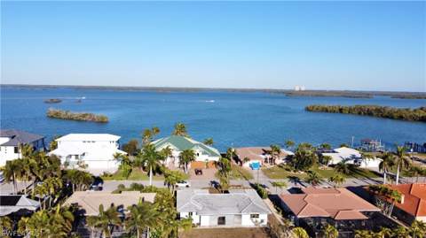 22 Bayview Blvd, Fort Myers Beach FL - photo 8 of 23
