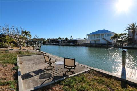22 Bayview Blvd, Fort Myers Beach FL - photo 9 of 23