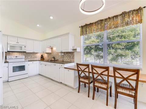 3000 Meandering Way 201, Fort Myers FL - photo 19 of 42