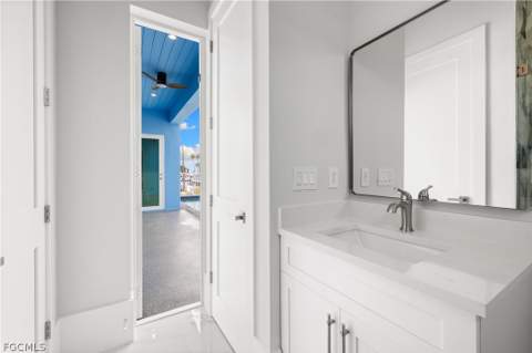137 Hibiscus Dr, Fort Myers Beach FL - photo 6 of 50