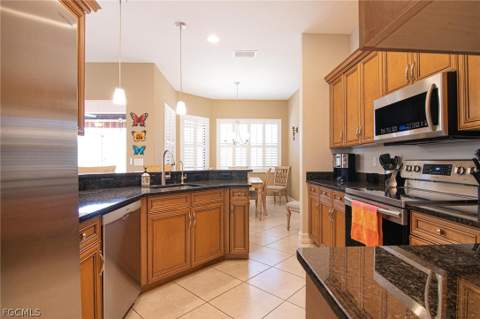 11094 Esteban Dr, Fort Myers FL - photo 8 of 30