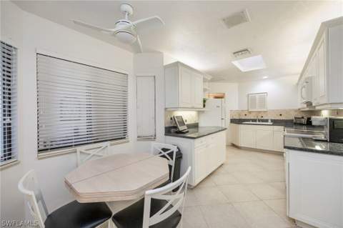 105 Cypress View Dr 105, Naples FL - photo 8 of 37