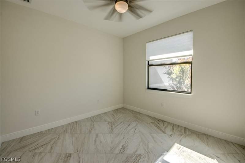 3 bedroom SingleFamilyResidence at 2512 48th St W, Lehigh Acres, Lehigh Acres — photo 5